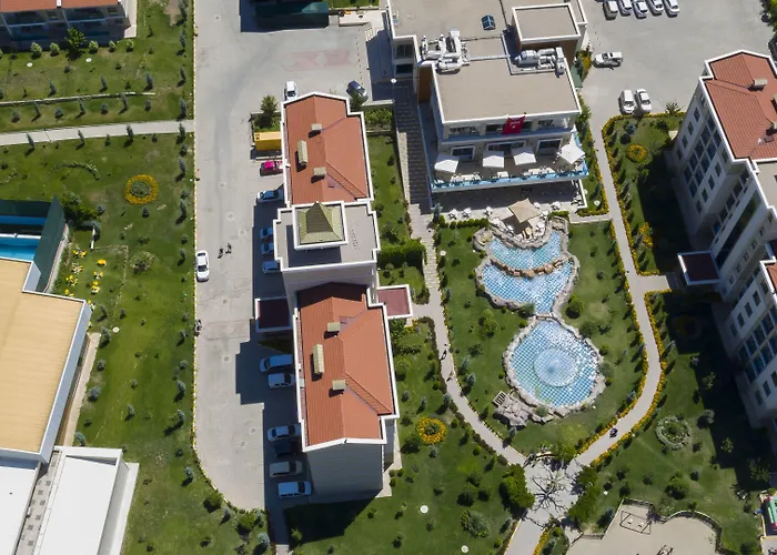 Resort Grand Ozgul Thermal Village 4*