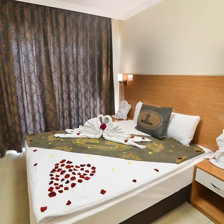 Grand Ozgul Thermal Village Resort 4*