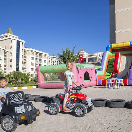 Grand Ozgul Thermal Village Resort 4*