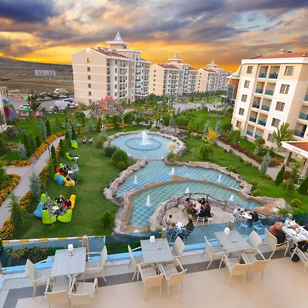 Grand Ozgul Thermal Village Resort 4*