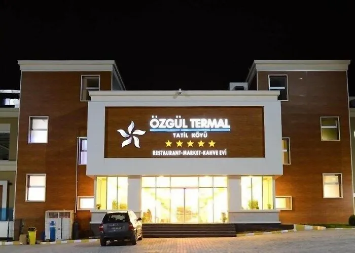 Grand Ozgul Thermal Village 4* Gazlıgöl